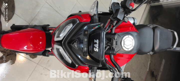 TVS Raider 125 (RED)